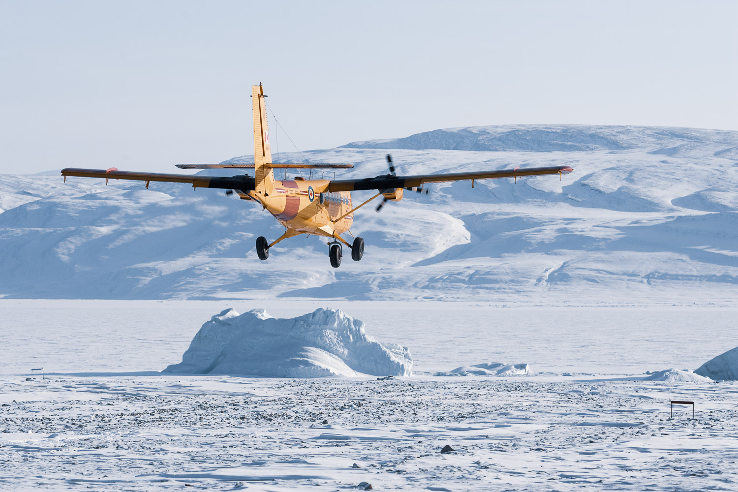 RCAF CC-138 Twin Otter taking off from austere landing strip. Ellesmere Island, High Arctic, Canada, Op NUNALIVUT 2008.